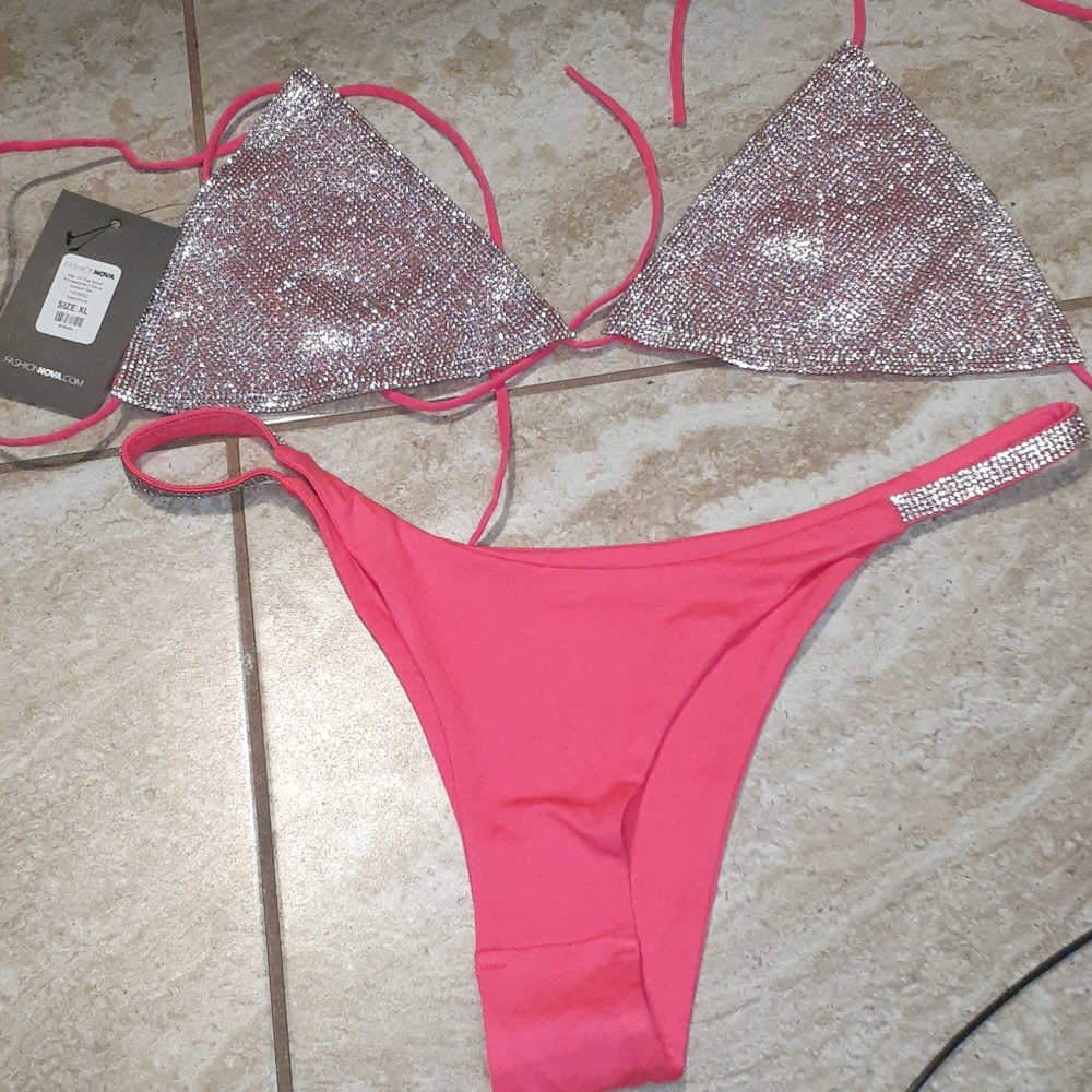 Fashion Nova Star of the Show Neon Pink bikini